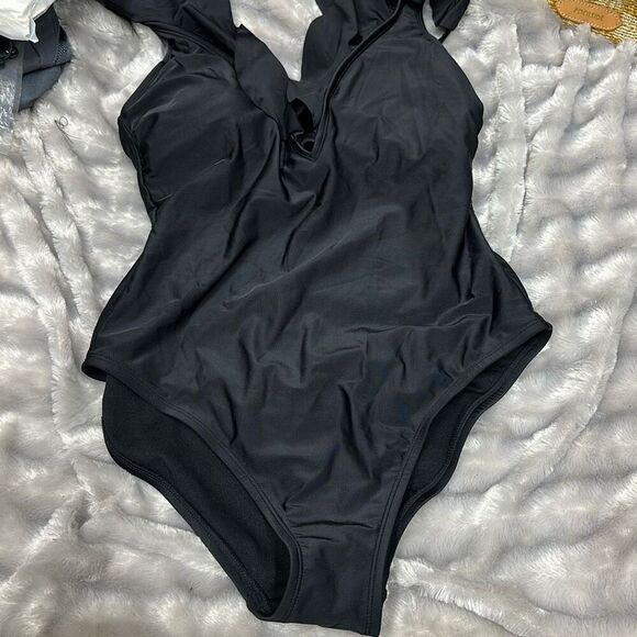 Women's Plunge Flounce Neckline One Piece Swimsuit - Shade & Shore™ Black Size 1 - Picture 1 of 2